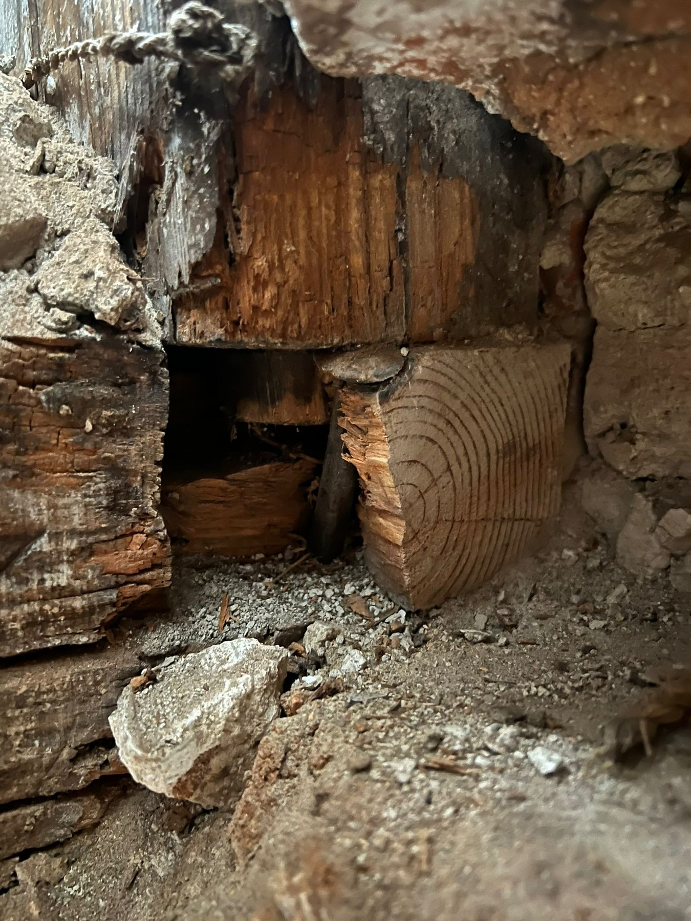 Proceso estructural en la vivienda 2.º B de Agustín Durán 14